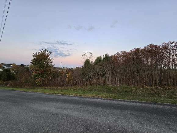 0.75 Acres of Residential Land for Sale in Science Hill, Kentucky