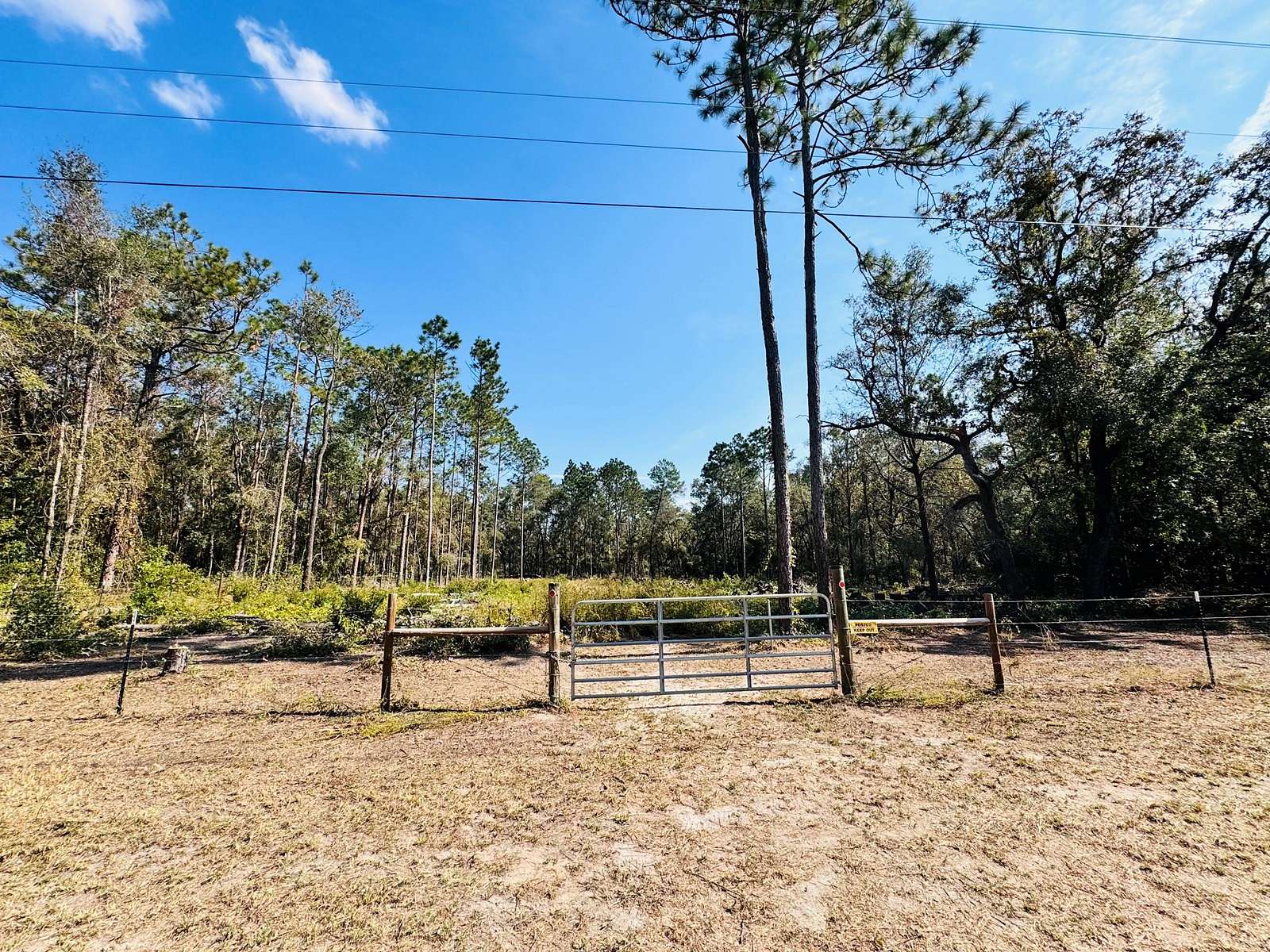 1 Acre of Land for Sale in Bell, Florida