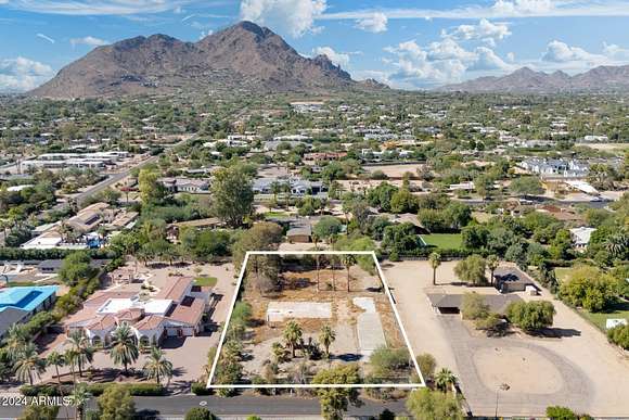 1.09 Acres of Residential Land for Sale in Paradise Valley, Arizona