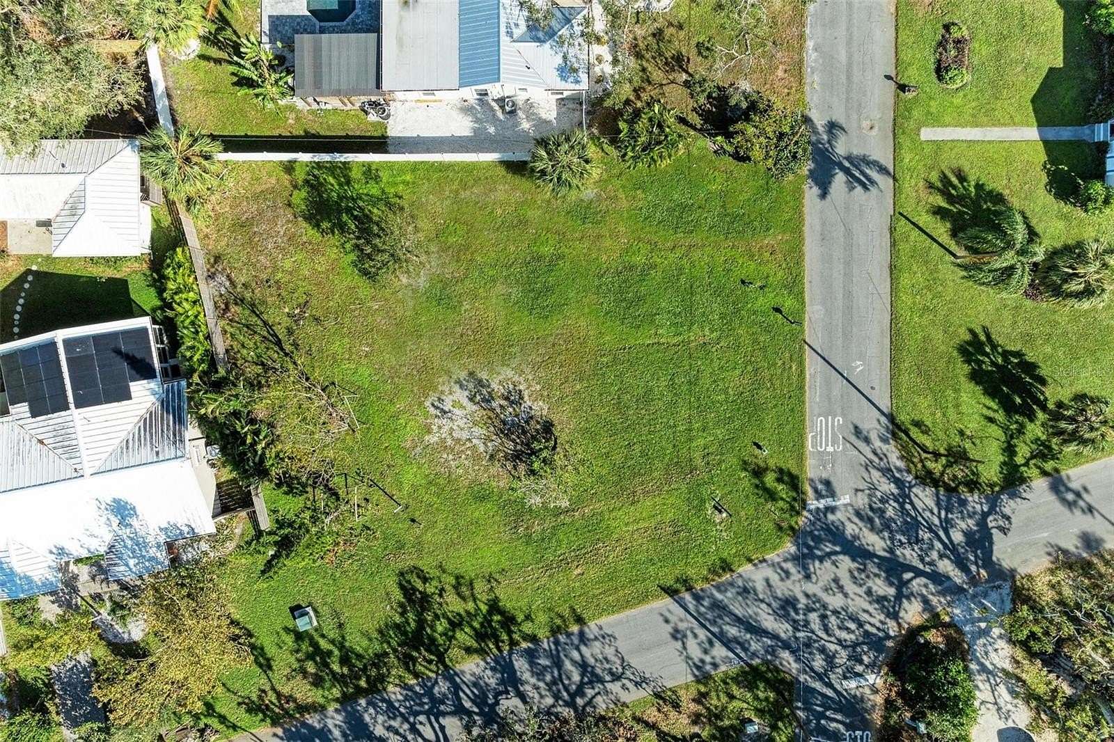 0.25 Acres of Residential Land for Sale in Sarasota, Florida