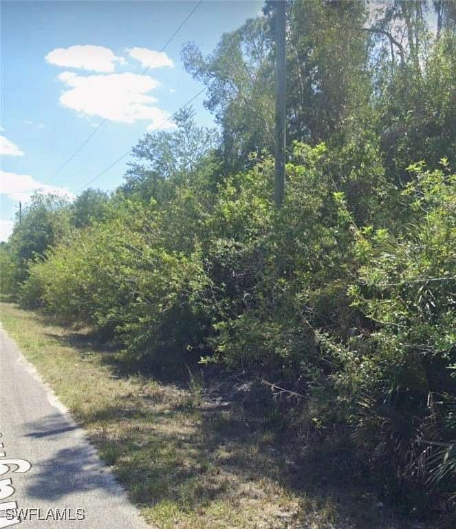 0.501 Acres of Residential Land for Sale in Lehigh Acres, Florida