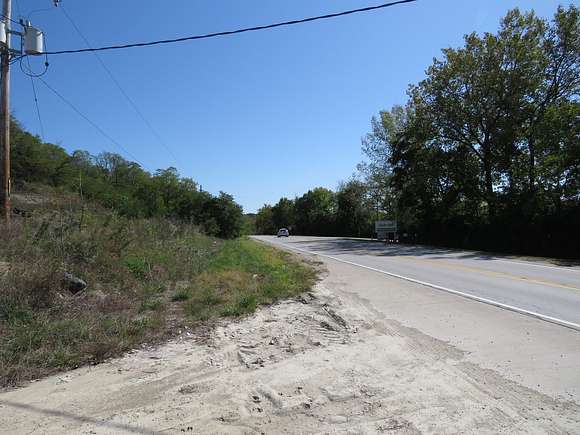 16.94 Acres of Commercial Land for Sale in Marseilles, Illinois