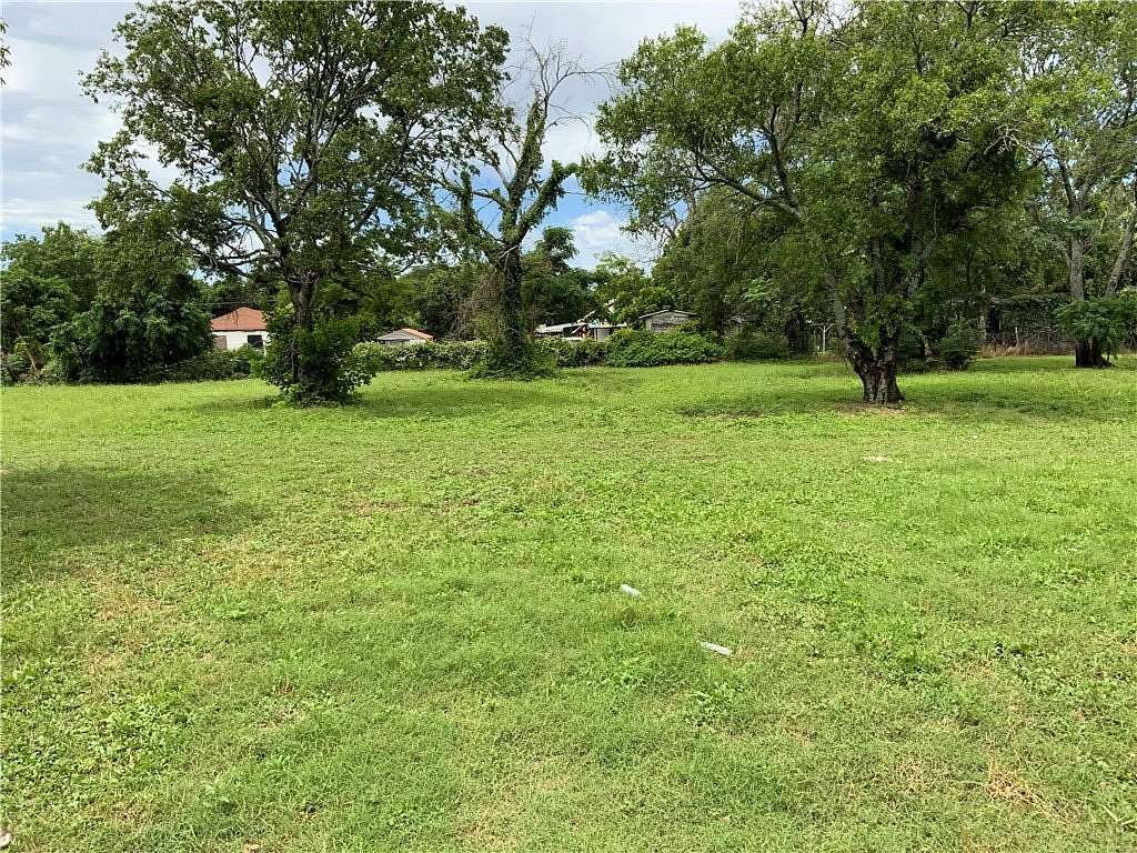 0.431 Acres of Residential Land for Sale in Waco, Texas