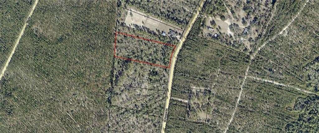 5 Acres of Residential Land for Sale in Hortense, Georgia