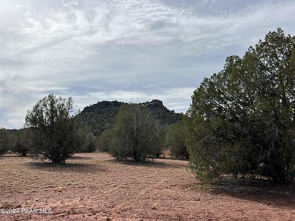 40.01 Acres of Land for Sale in Ash Fork, Arizona