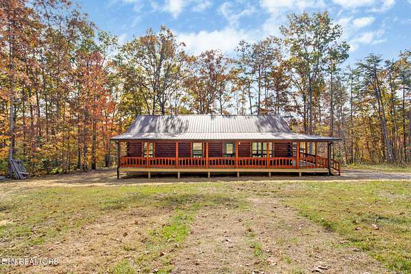 5 Acres of Residential Land with Home for Sale in Jamestown, Tennessee