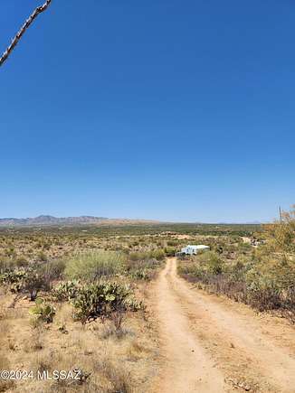 15 Acres of Land with Home for Sale in Sahuarita, Arizona