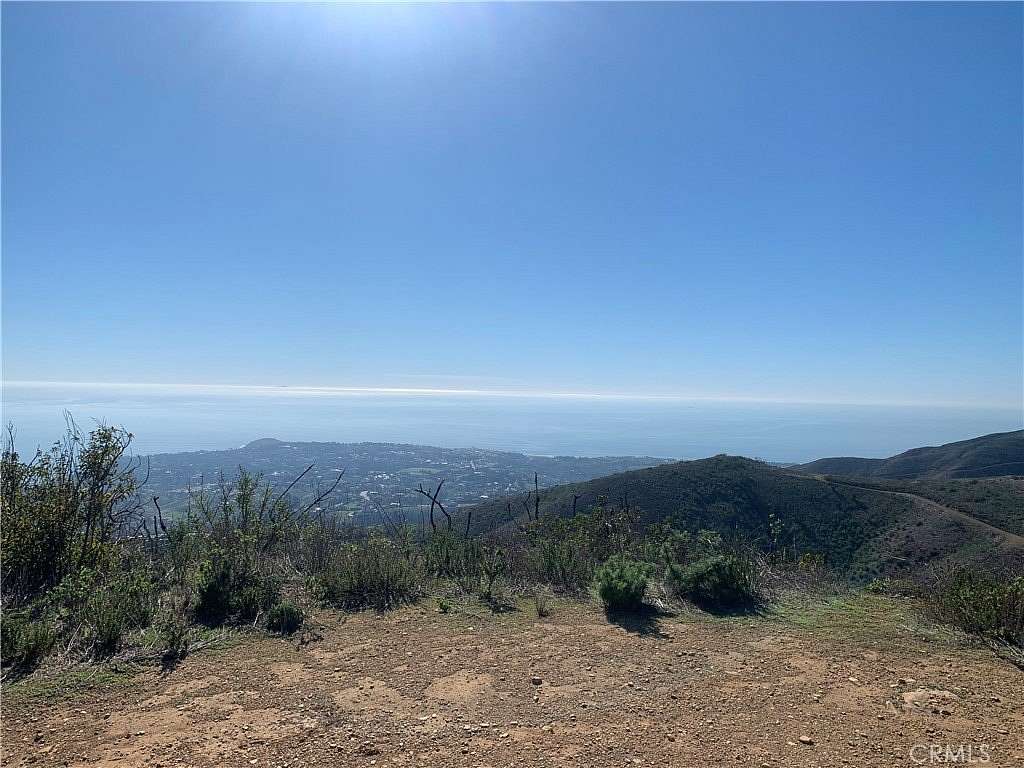 9.858 Acres of Land for Sale in Malibu, California