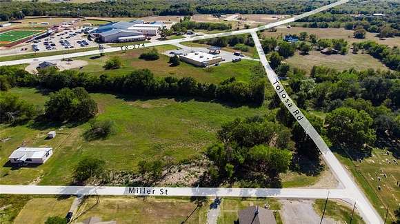 1.5 Acres of Mixed-Use Land for Sale in Kemp, Texas