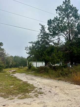 0.94 Acres of Residential Land for Sale in Trenton, Florida