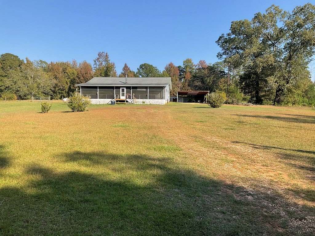 2 Acres of Residential Land with Home for Sale in Abbeville, Alabama