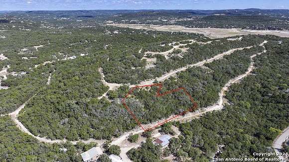 1.252 Acres of Residential Land for Sale in Lakehills, Texas