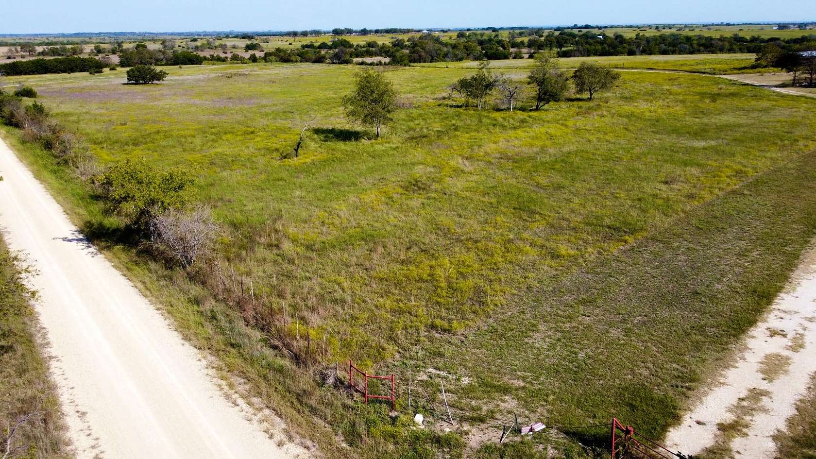 3.95 Acres of Agricultural Land for Sale in Clifton, Texas