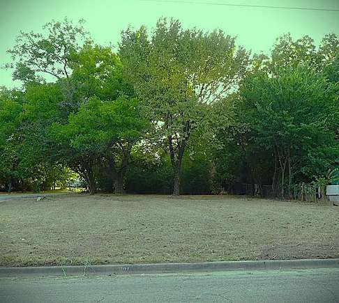 0.172 Acres of Residential Land for Sale in Gainesville, Texas