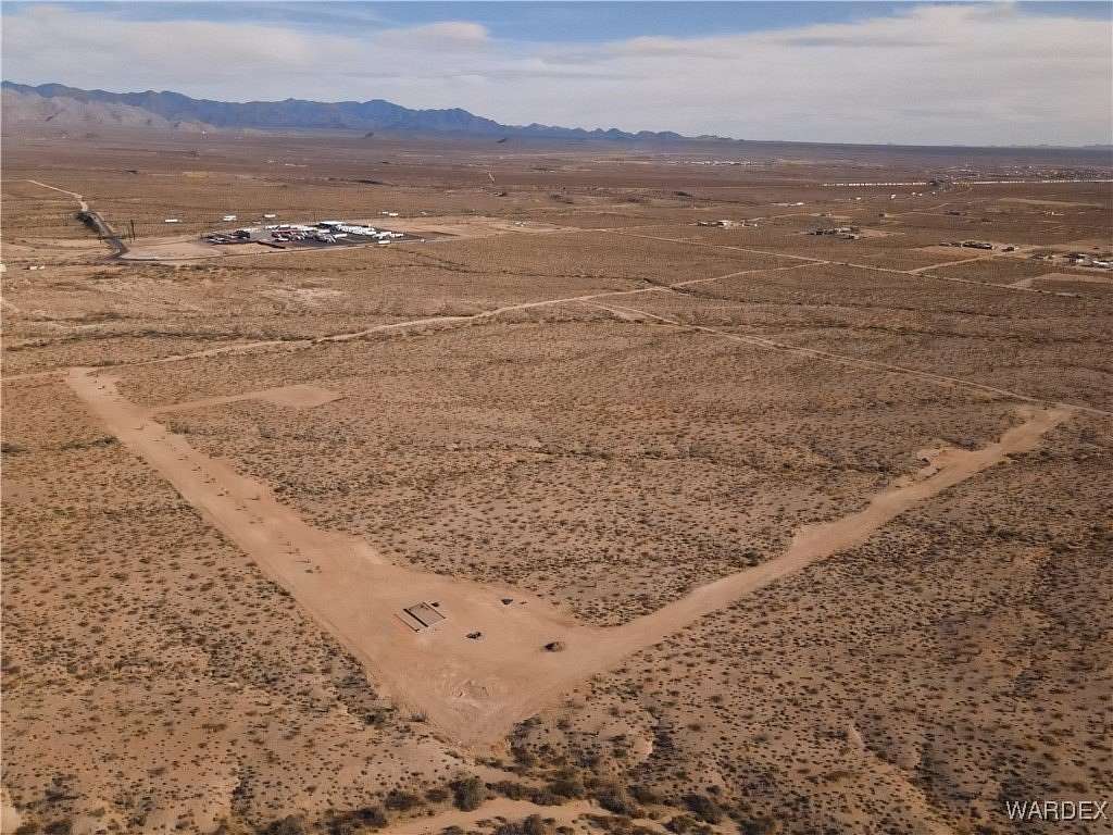 40.06 Acres of Agricultural Land for Sale in Yucca, Arizona