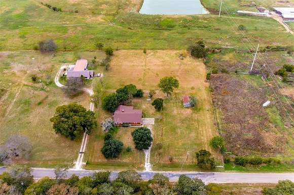 3.07 Acres of Residential Land with Home for Sale in Cleburne, Texas