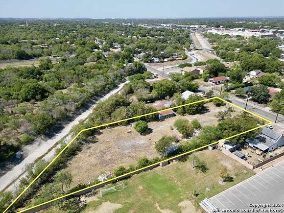 1.01 Acres of Residential Land for Sale in San Antonio, Texas