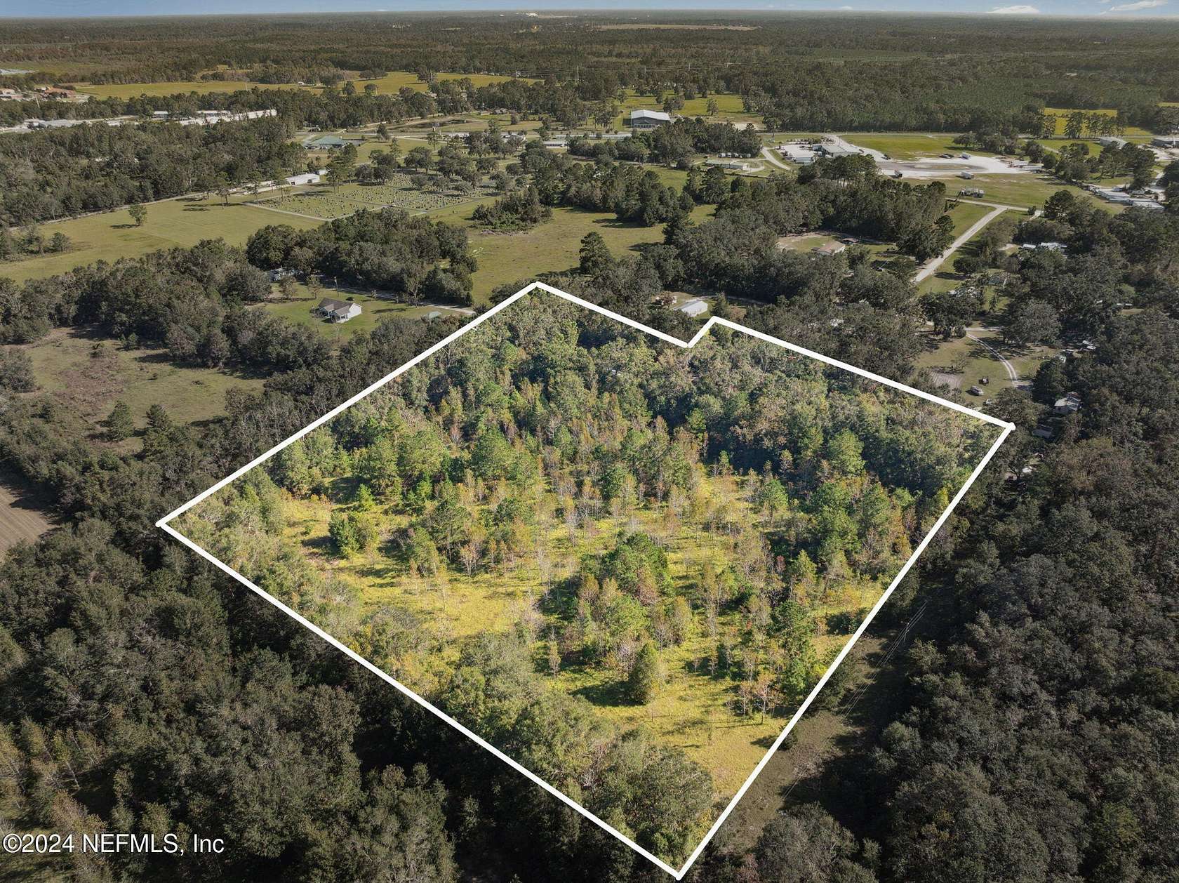 15 Acres of Land for Sale in Lake City, Florida