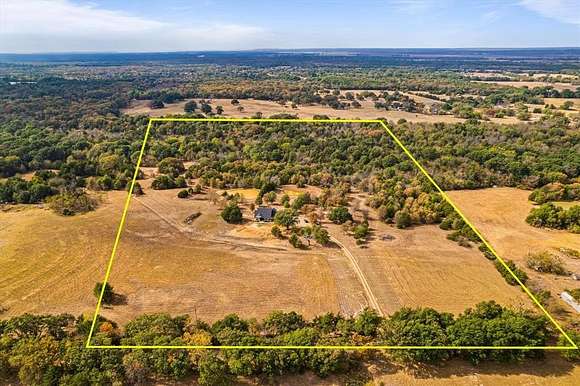 28 Acres of Land with Home for Sale in Ivanhoe, Texas