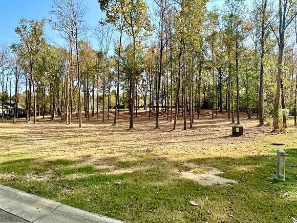 1.6 Acres of Residential Land for Sale in Tupelo, Mississippi