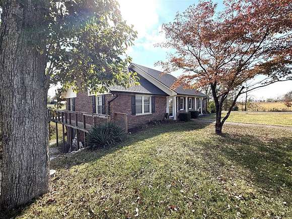 2.69 Acres of Residential Land with Home for Sale in Bowling Green, Kentucky