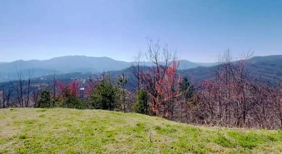 1.48 Acres of Residential Land for Sale in Gatlinburg, Tennessee