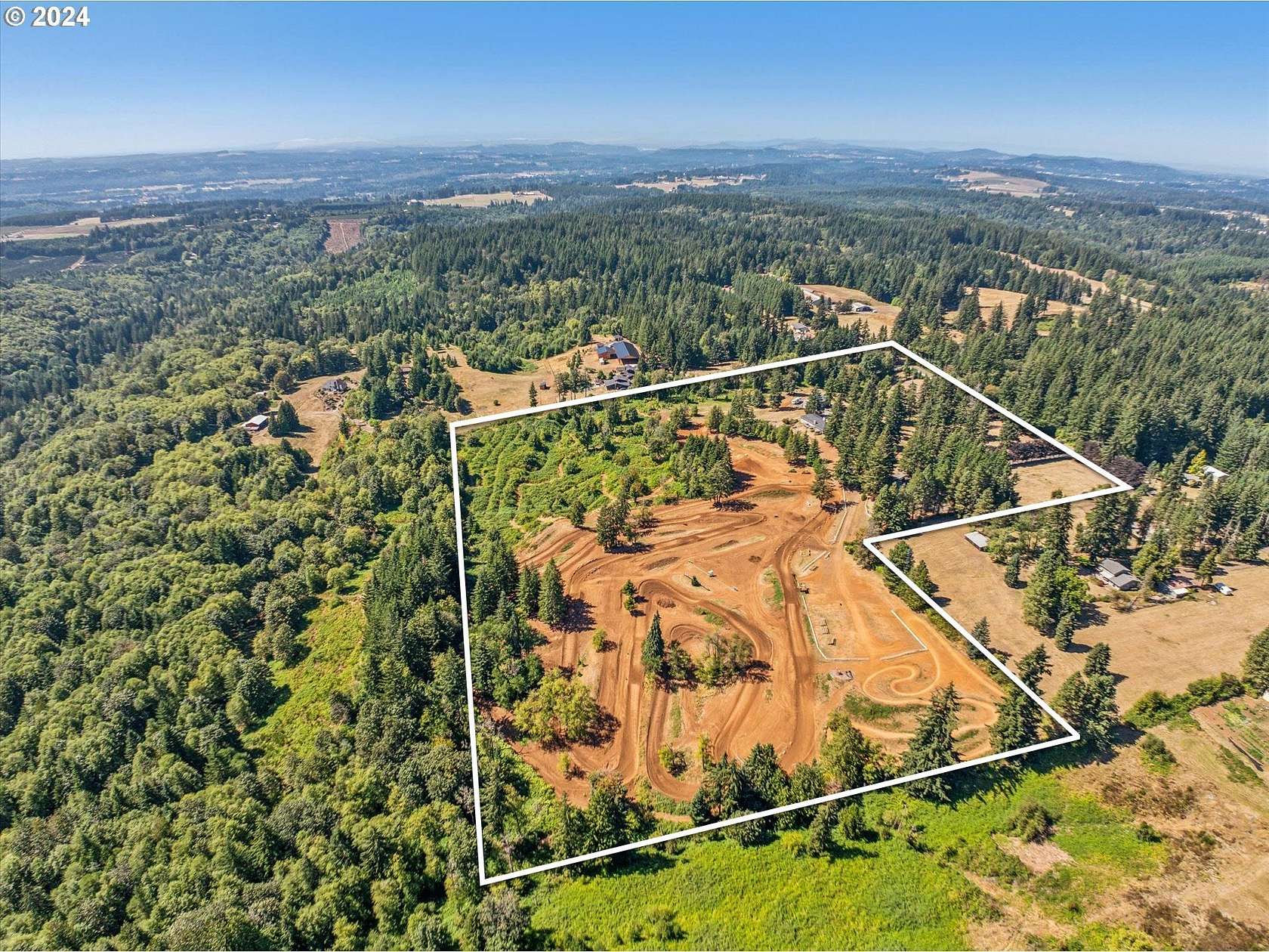 33.18 Acres of Improved Land for Sale in Sandy, Oregon