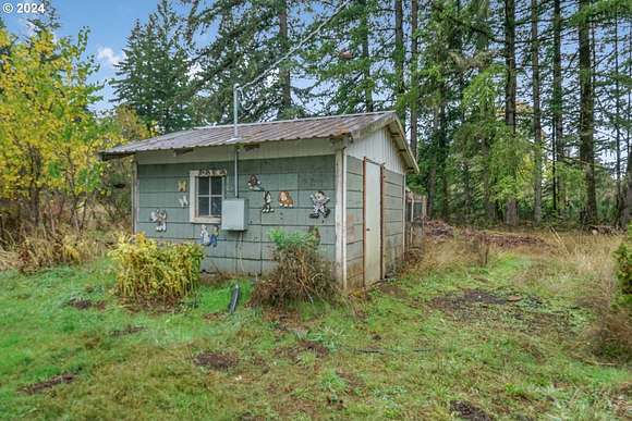 4.71 Acres of Residential Land with Home for Sale in Scio, Oregon