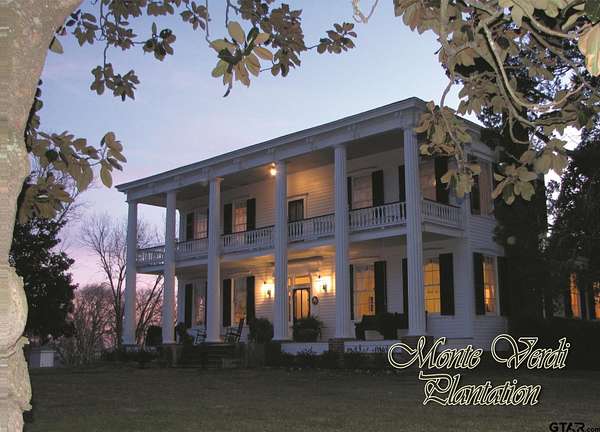 100 Acres of Land with Home for Sale in Cushing, Texas