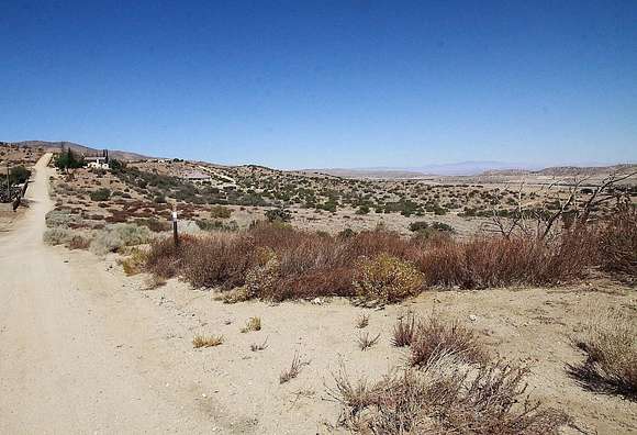 25 Acres of Land for Sale in Palmdale, California