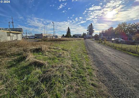 0.3 Acres of Mixed-Use Land for Sale in Woodburn, Oregon