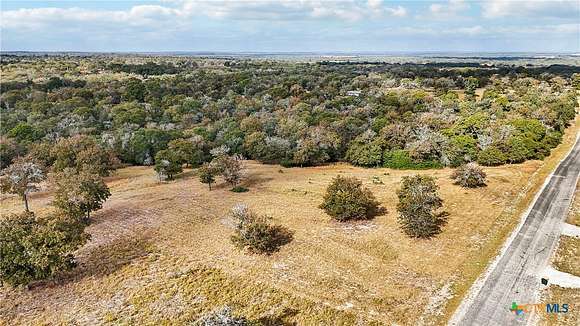 10.38 Acres of Land for Sale in Luling, Texas