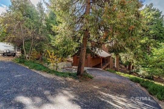 2.22 Acres of Residential Land with Home for Sale in Idyllwild, California