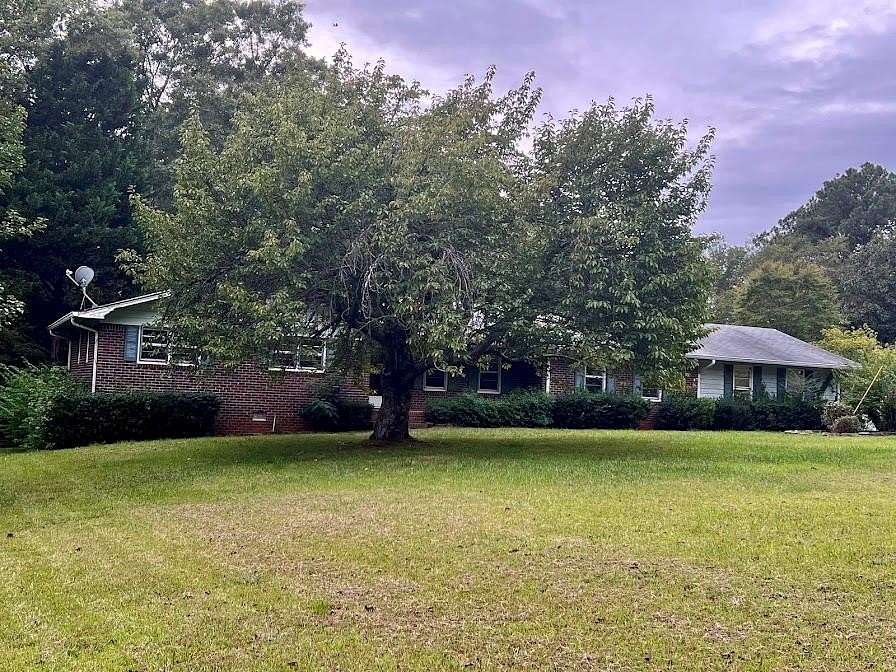 4 Acres of Residential Land with Home for Sale in Temple, Georgia