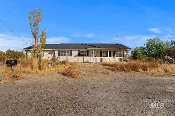 2.74 Acres of Residential Land with Home for Sale in Homedale, Idaho