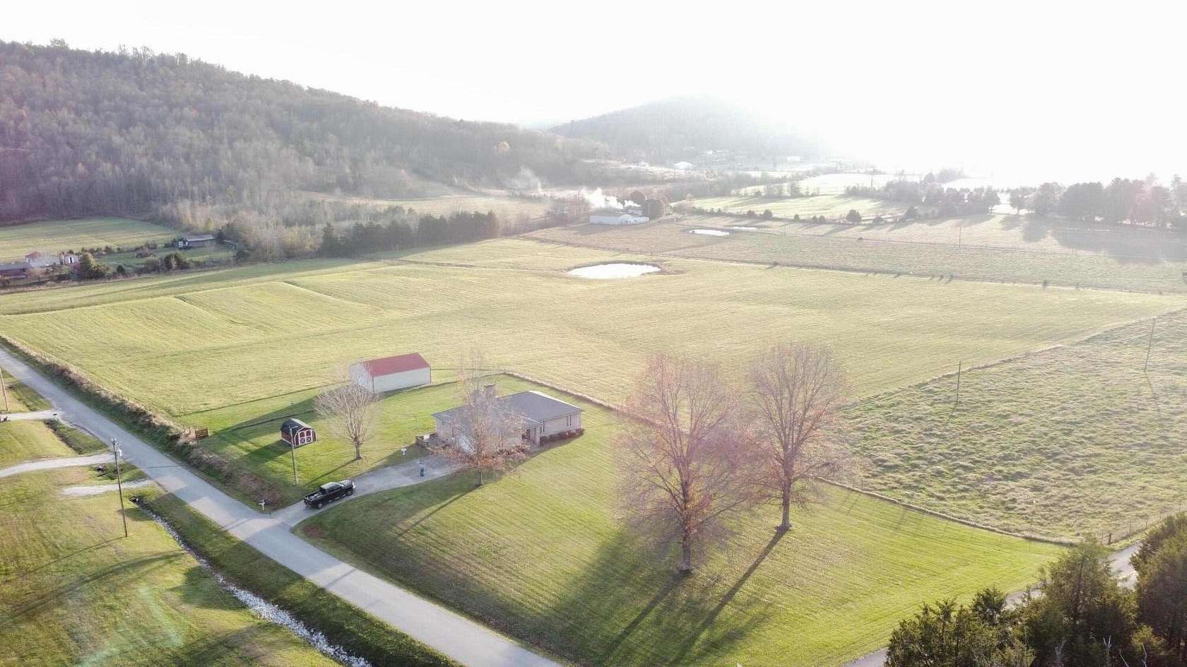 18.12 Acres of Land with Home for Sale in Monticello, Kentucky