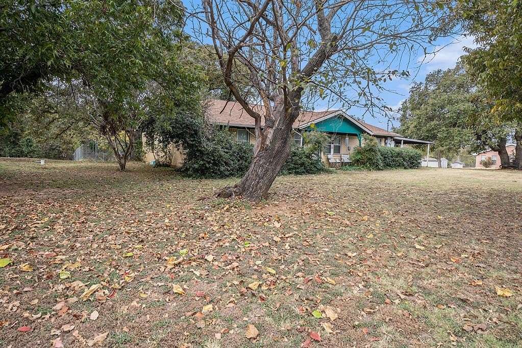 3.819 Acres of Residential Land with Home for Sale in Fort Worth, Texas