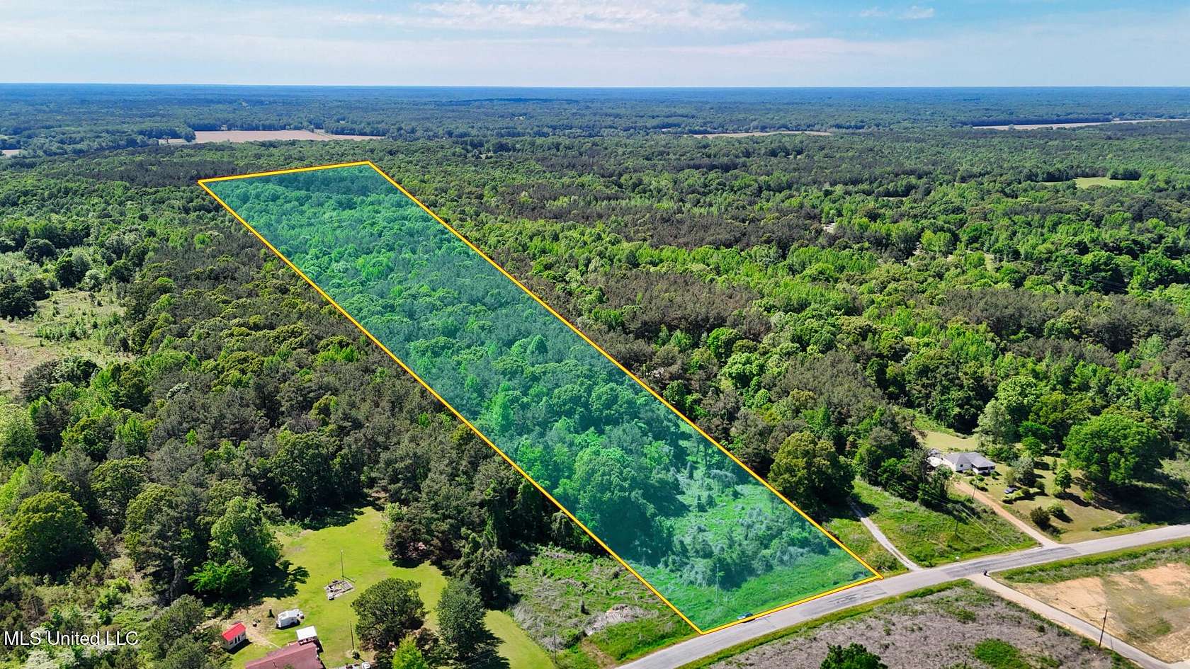 9.4 Acres of Land for Sale in Holly Springs, Mississippi