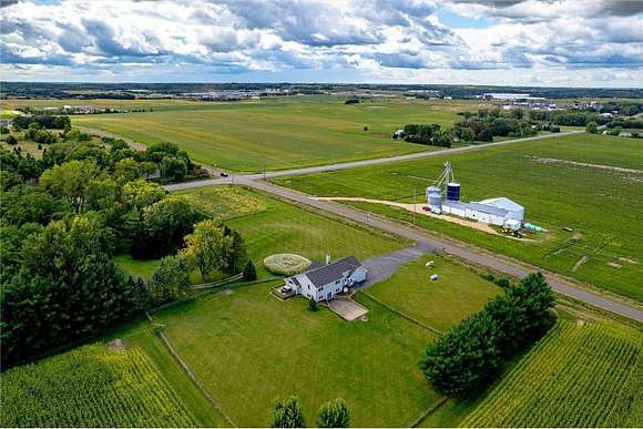 2.272 Acres of Residential Land with Home for Sale in Roberts, Wisconsin