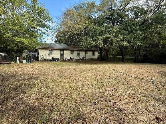 3.12 Acres of Residential Land with Home for Sale in Dallas, Texas