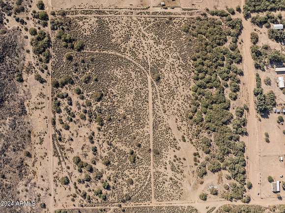 8.25 Acres of Land for Sale in Arlington, Arizona