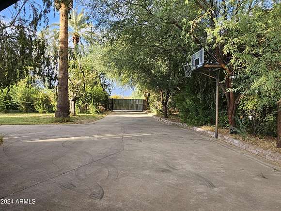 3.03 Acres of Residential Land with Home for Sale in Phoenix, Arizona