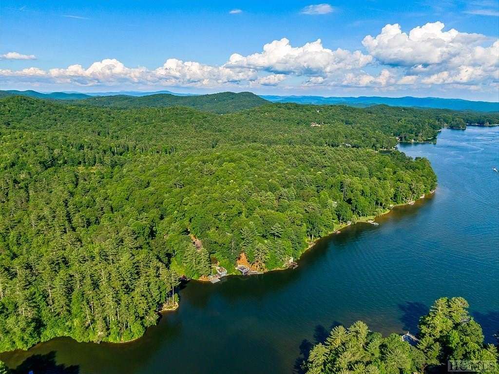 1.27 Acres of Land for Sale in Lake Toxaway, North Carolina