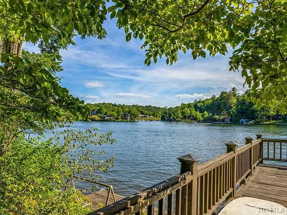 1.27 Acres of Land for Sale in Lake Toxaway, North Carolina