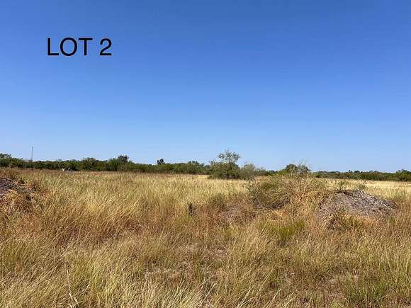 5.13 Acres of Residential Land for Sale in Beeville, Texas