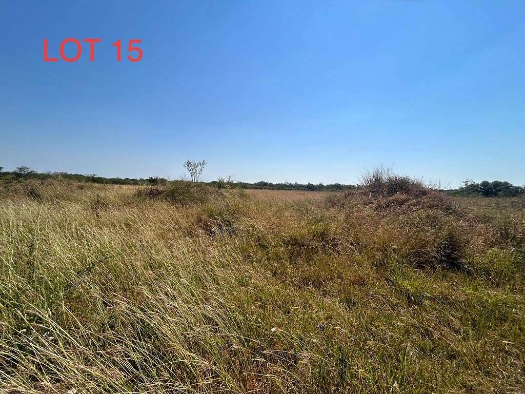 5.14 Acres of Residential Land for Sale in Beeville, Texas