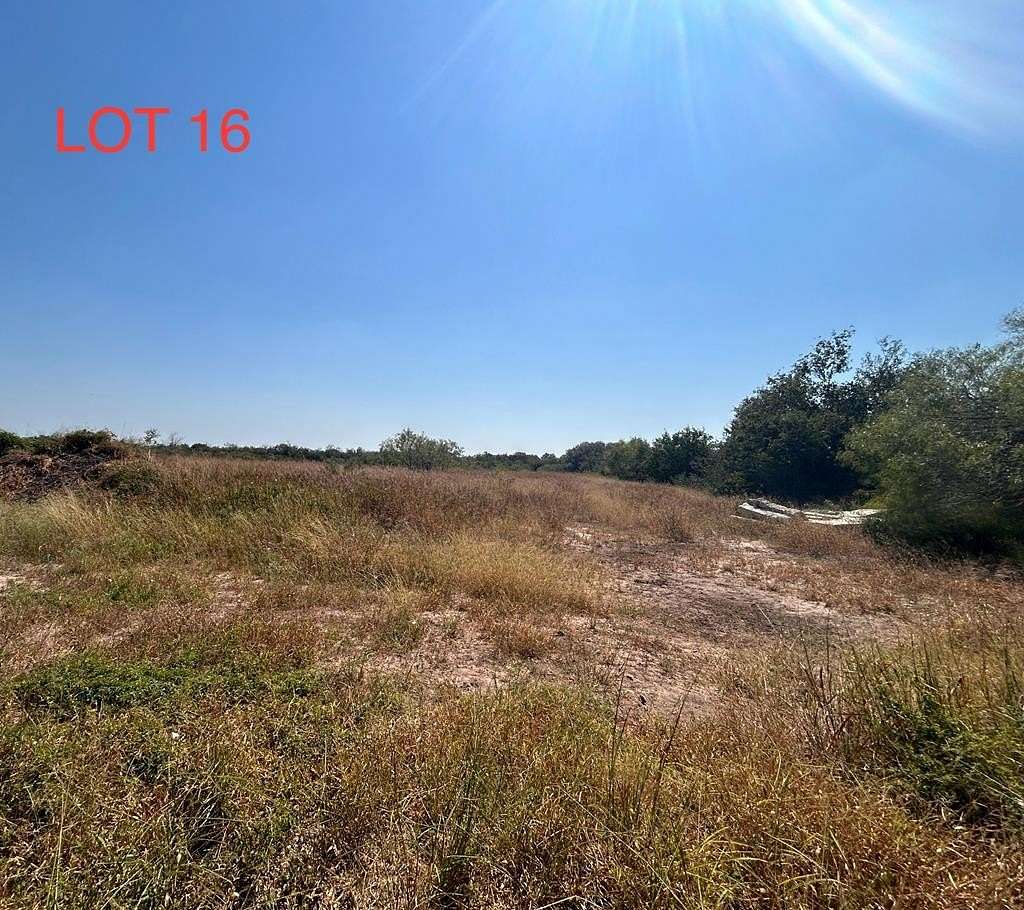 5.17 Acres of Residential Land for Sale in Beeville, Texas