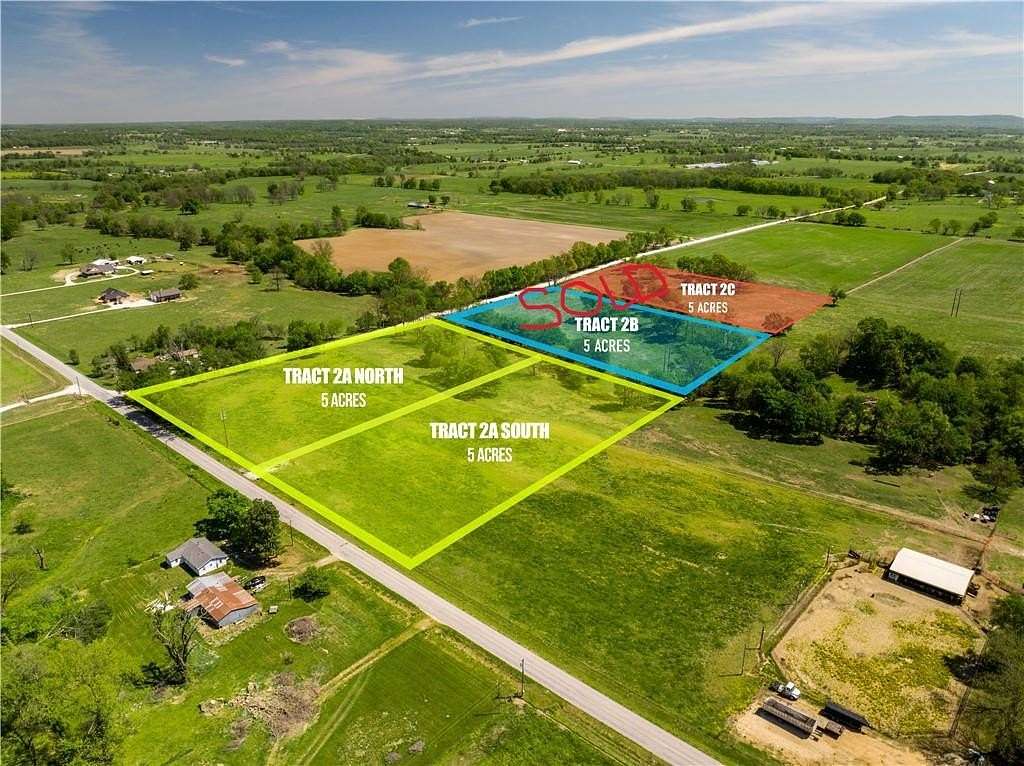 5 Acres of Agricultural Land for Sale in Prairie Grove, Arkansas