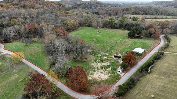 9.55 Acres of Agricultural Land for Sale in Crab Orchard, Kentucky