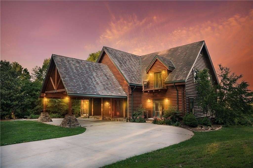 3.48 Acres of Residential Land with Home for Sale in Alto, Georgia